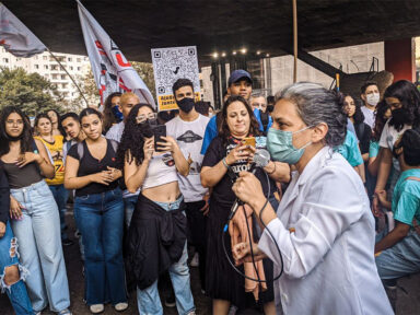 Sequestro das verbas da Ciência por Bolsonaro é ilegal, condena a cientista Mariana Moura
