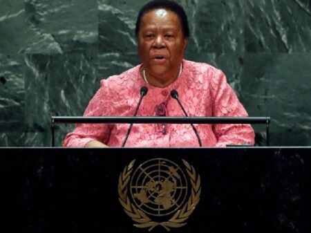 “Experiência da Palestina evoca história de apartheid na África do Sul”, diz ministra