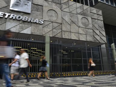 PGR pede ao STF para ouvir ex-presidente da Petrobrás sobre áudios que ‘incriminam Bolsonaro’