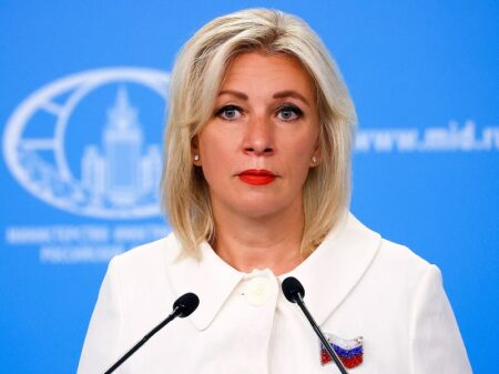 “Com mais sanções União Europeia vai rumo a um beco sem saída”, afirma Zakharova