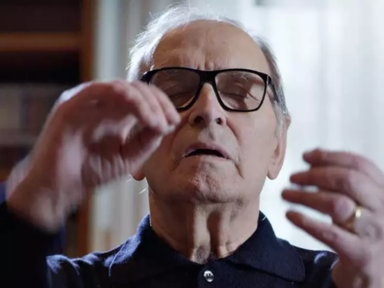 Documentário retrata a vida de Ennio Morricone, um gênio da música do cinema