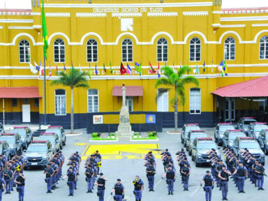 Câmara retira da pauta projeto do governo que ataca autoridade de governadores sobre polícias militares