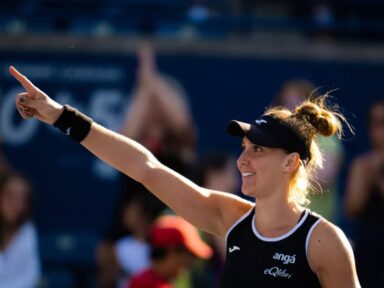 Rumo ao topo: tenista brasileira Bia Haddad disputa final inédita em torneio de Toronto