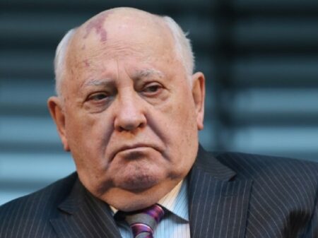 Morre Gorbachev, que aderiu ao neoliberalismo e pôs fim à URSS