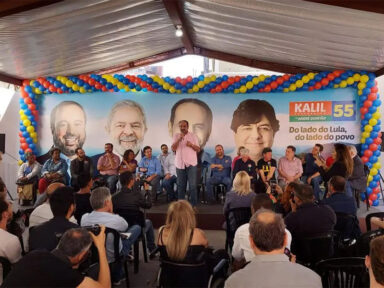 BH foi desprezada por Zema e Bolsonaro, critica Kalil na abertura da campanha ao governo mineiro