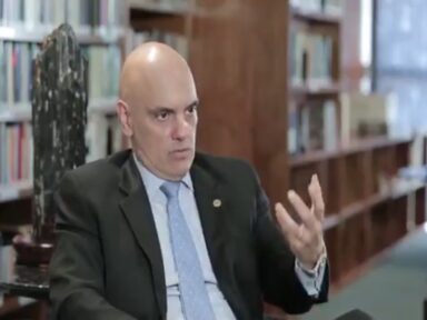 “Atos reforçaram o orgulho na solidez da democracia e em nosso sistema eleitoral”, diz Moraes