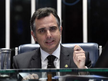 Barramos a “pretensão de se implantar uma ditadura no Brasil”, diz Pacheco