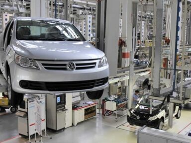 Volks suspende contrato de 800 trabalhadores em Taubaté por fata de semicondutores