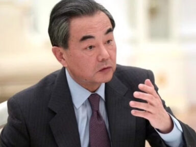 “É preciso combater a ingerência dos EUA nos países, senão o mundo pode voltar à lei da selva”, diz a China