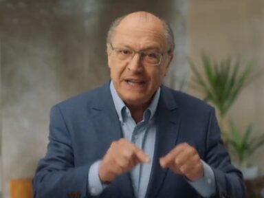 Alckmin aciona a PGR contra mentiras e ofensas de Bolsonaro