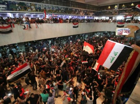 Constituição divisionista imposta pelos EUA sustenta a crise política no Iraque