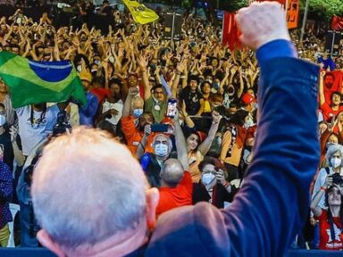 Advogados lançam carta pela democracia e pela reconstrução do país com Lula