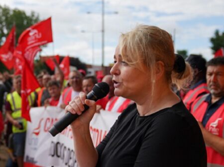 “Salários de miséria” serão enfrentados com mais greves, diz central sindical inglesa