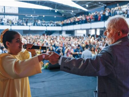 “Lula é o combate à fome. Bolsonaro é a promoção das armas”, diz carta dos evangélicos