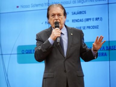 Presidente do União Brasil afirma que “é natural” apoiar Lula