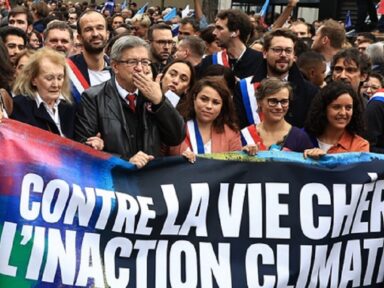 Multidão toma as ruas de Paris contra disparada do custo de vida