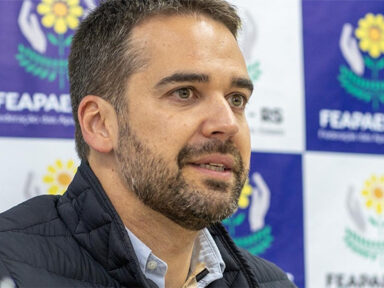 Eduardo Leite enfrentará Onyx Lorenzoni no Rio Grande do Sul