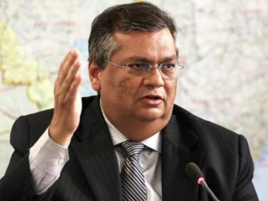 Nota de Bolsonaro em defesa de Jefferson é “um grave absurdo”, diz Flávio Dino