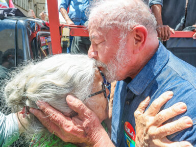 “O genocida disse que não gosta de vocês”, diz Lula, em Campinas, ao defender os nordestinos