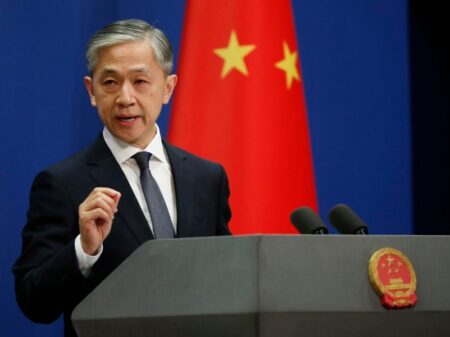 “Chantagem nuclear dos EUA não funcionará na China”, adverte porta-voz Wenbin