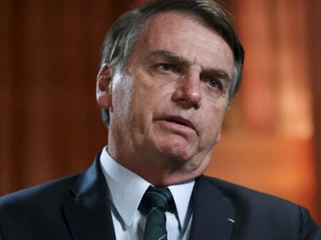 Rádios citadas no “relatório fake” desmentem farsa montada por Bolsonaro
