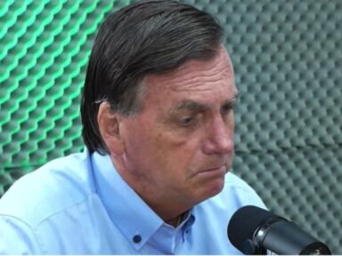 Com medo do xilindró, Bolsonaro diz à PF que sua postagem golpista foi “sem querer”