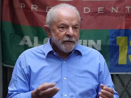 “Meu adversário está estimulando este tipo de violência”, diz Lula sobre tiros de Jefferson