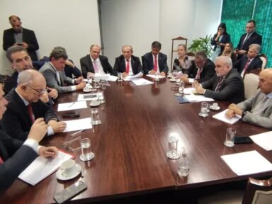 Alckmin reúne com relator do Orçamento para definir Auxílio de R$ 600 e aumento real do salário mínimo