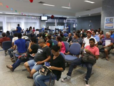 Caixa suspendeu crédito para beneficiários do Auxílio Brasil após segundo turno das eleições