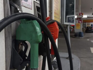 Preço da gasolina sobe pela quinta semana seguida