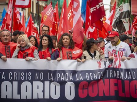 Trabalhadores tomam as ruas de Madrid por reposição salarial