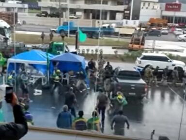 Bolsonarista é preso por tentar assassinar policial federal em desbloqueio de estrada