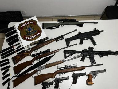 PF apreendeu 29 armas e 7 mil munições das mãos dos fascistas em 8 Estados