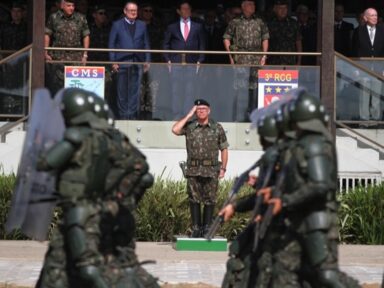 Bolsonarista da Jovem Pan ofende general Fernando Soares, comandante militar do Sul