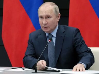 Putin defende diálogo e denuncia Ucrânia e EUA por “recusarem negociações”