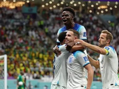 Inglaterra vence e enfrentará a França nas quartas de final no próximo sábado
