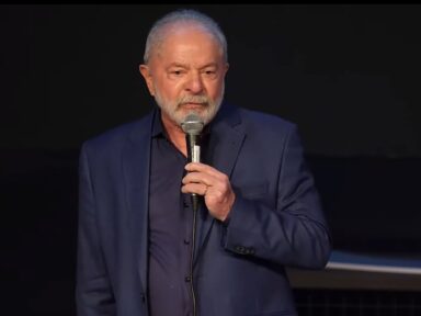 Lula se solidariza com atingidos pelas chuvas e se compromete a fortalecer ações de prevenção