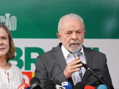 Lula diz que seu governo será para o povo, “seja quem for o ministro da Economia”