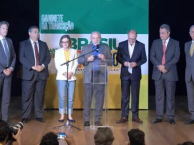 Lula anuncia os primeiros cinco ministros de seu governo