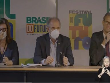 Modelo privatizado e perda da Eletrobras custaram R$ 500 bi ao país, diz GT de Energia