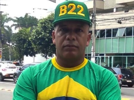 Pastor golpista Fabiano Oliveira foi preso pela PF em frente ao quartel em Vila Velha