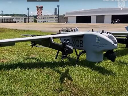 XMobots, empresa 100% brasileira, entrega ao Exército primeiro drone Nauru 1000C
