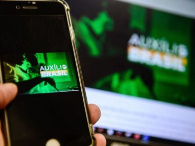 Governo diz que irá renegociar dívidas do consignado do Auxílio Brasil
