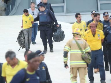 STF conclui audiências e 942 golpistas serão mantidos presos; 464 liberados sob condições