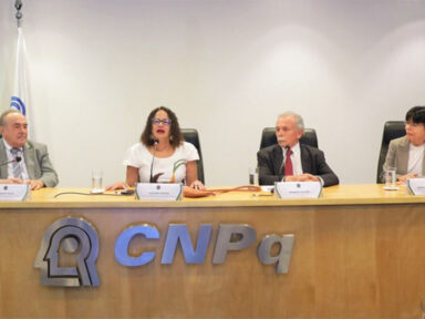 ‘Nossa ciência sobreviveu ao governo negacionista’, disse Ricardo Galvão ao tomar posse no CNPq