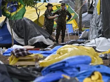 Exército e PM desmontam acampamento dos terroristas no Distrito Federal