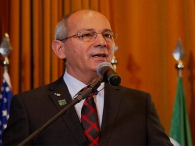 General Juarez Cunha aos militares: “recompor as forças, disciplina é o nosso farol, a Constituição o guia”