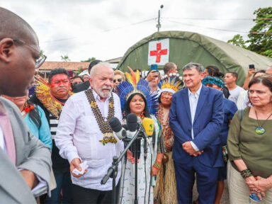 Lula repudia abandono “desumano” dos yanomamis por Bolsonaro: “preferiu motociata”