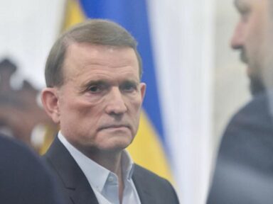 Zelensky destruiu a Ucrânia e a atirou ‘no fogo da guerra’, diz líder opositor exilado