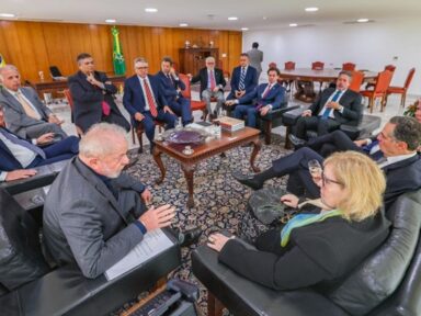 Chefes dos Poderes defendem democracia e repudiam “atos terroristas e golpistas”